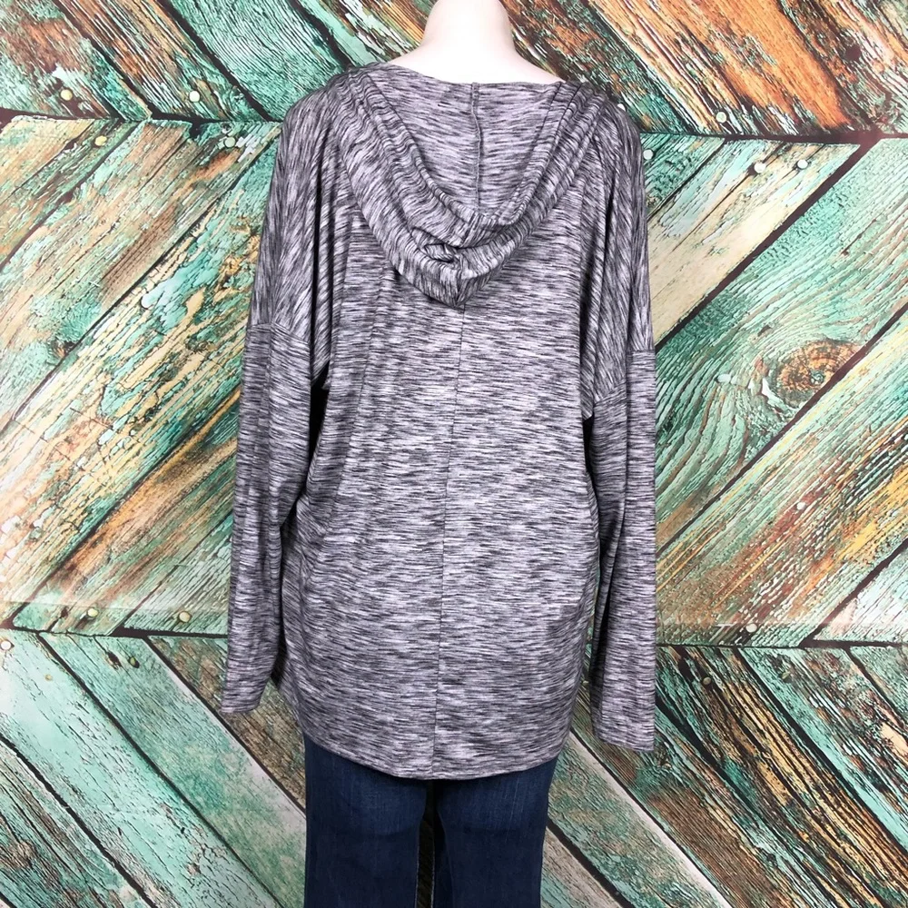 D5 - Balance Collection| Hooded Cardigan- Med - Picture 5 of 7